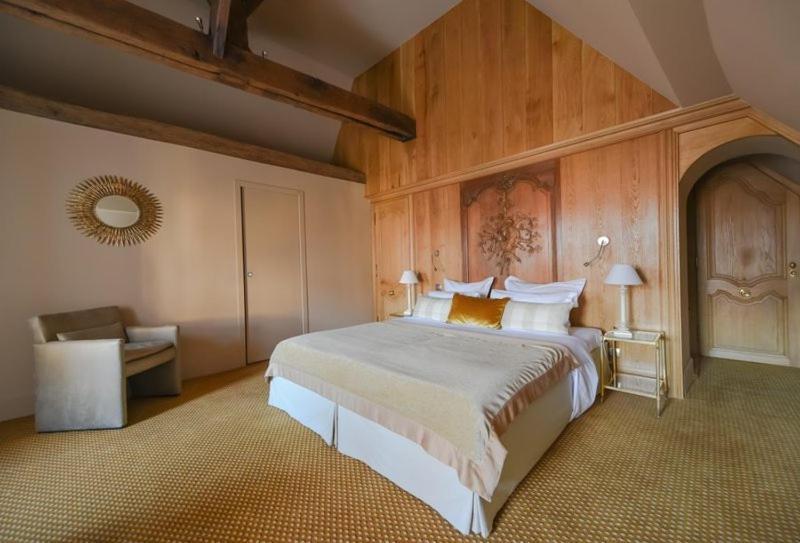 Grand Hotel Du Lion D'Or Romorantin-Lanthenay Exteriör bild